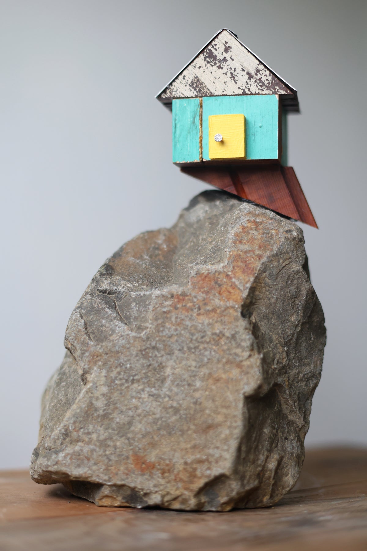 The Aquamarine House With The Yellow Door